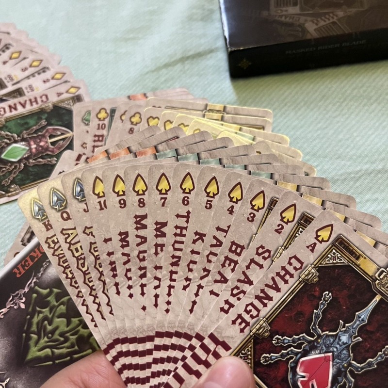 バンダイ仮面ライダーアニメキャラクターの創造的な個性のトラン - Party Family Games のレビューと価格